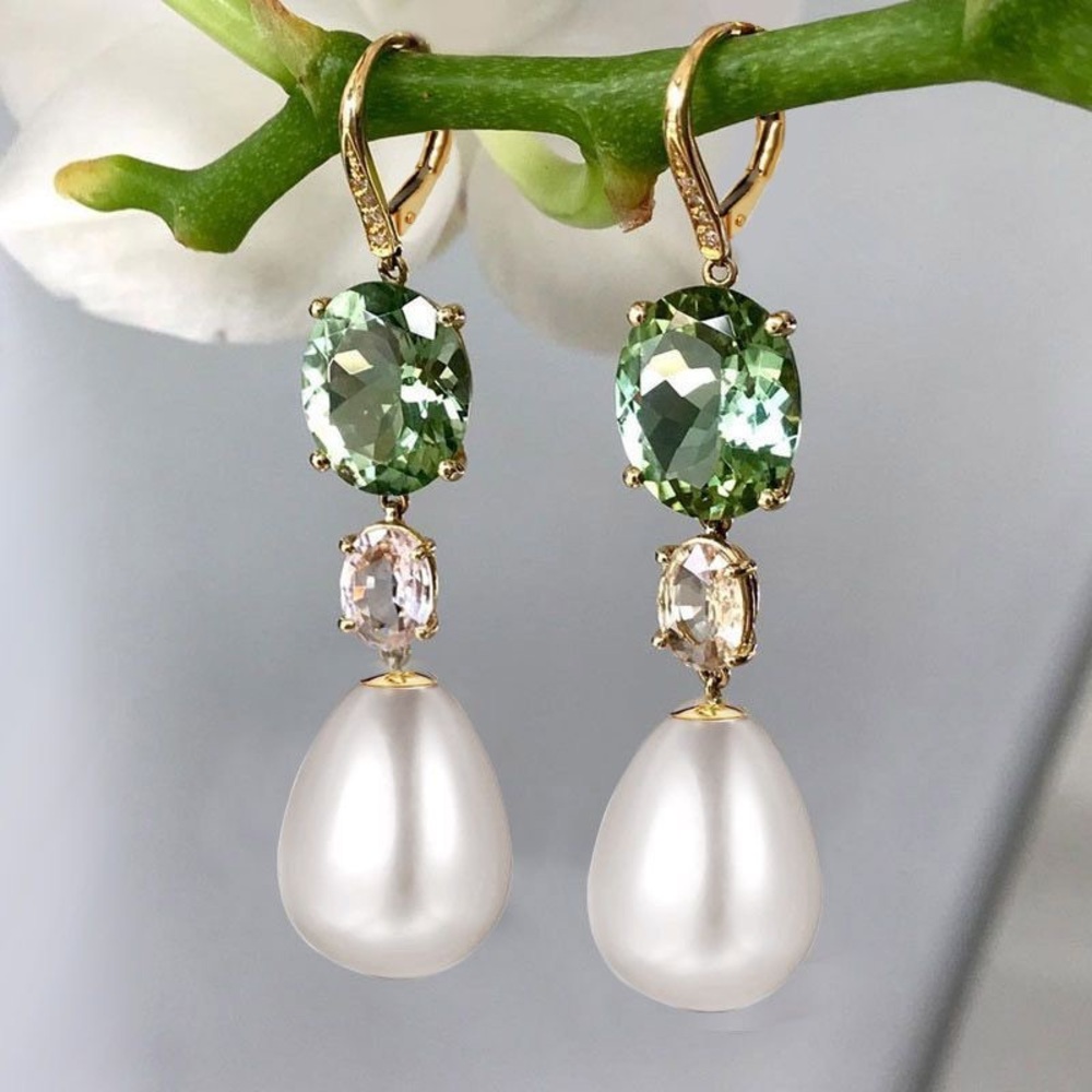 Nextnecklace Elegant Golden Oval Cut Pearl & Peridot Necklace & Earrings Sets - Picture 6 of 7